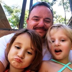 Meet your Posher, Derek